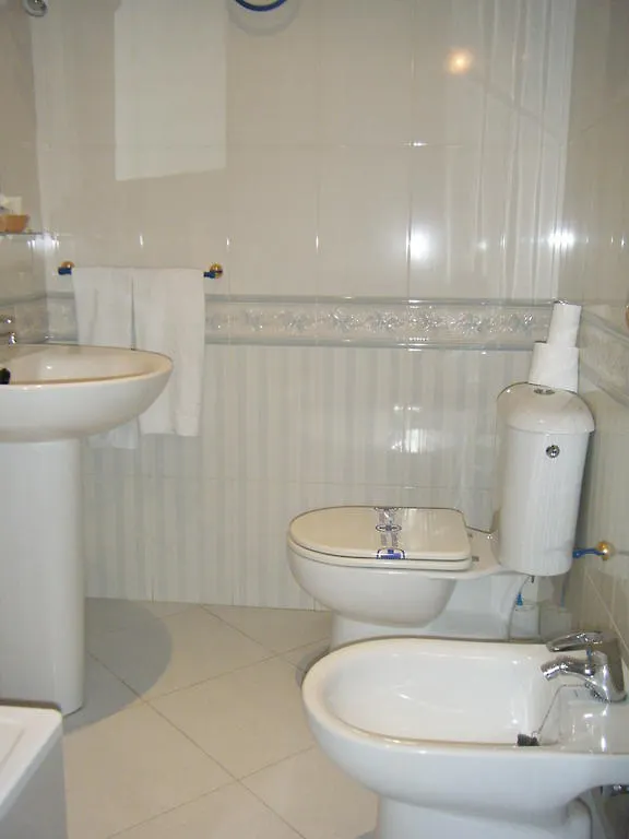 Hostal Muriel Aljaraque 0*,